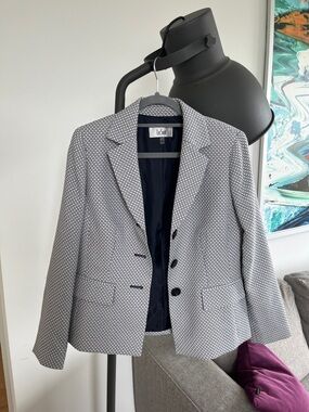 Le Suit Black (Navy?) and White Patterned Women's Blazer